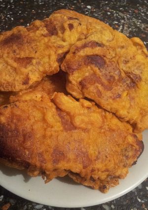 Una foto de Plátano apanado con Carne y queso