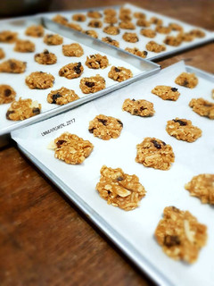 Foto resep Oatmeal Raisin Cookies with Choco n Nut