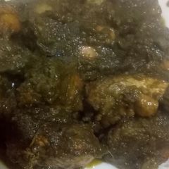 A picture of Fenugreek chicken.