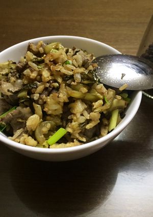 Hình của món Cơm rang thịt bò dưa cải.