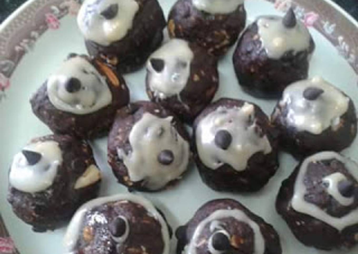 Chocolate Biscuit Balls