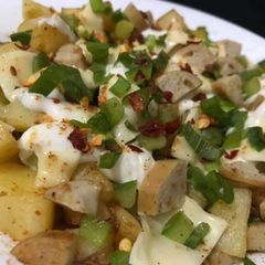 A picture of Cheesy Potatoes.