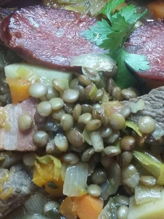 Una foto de Guiso de lentejas completo