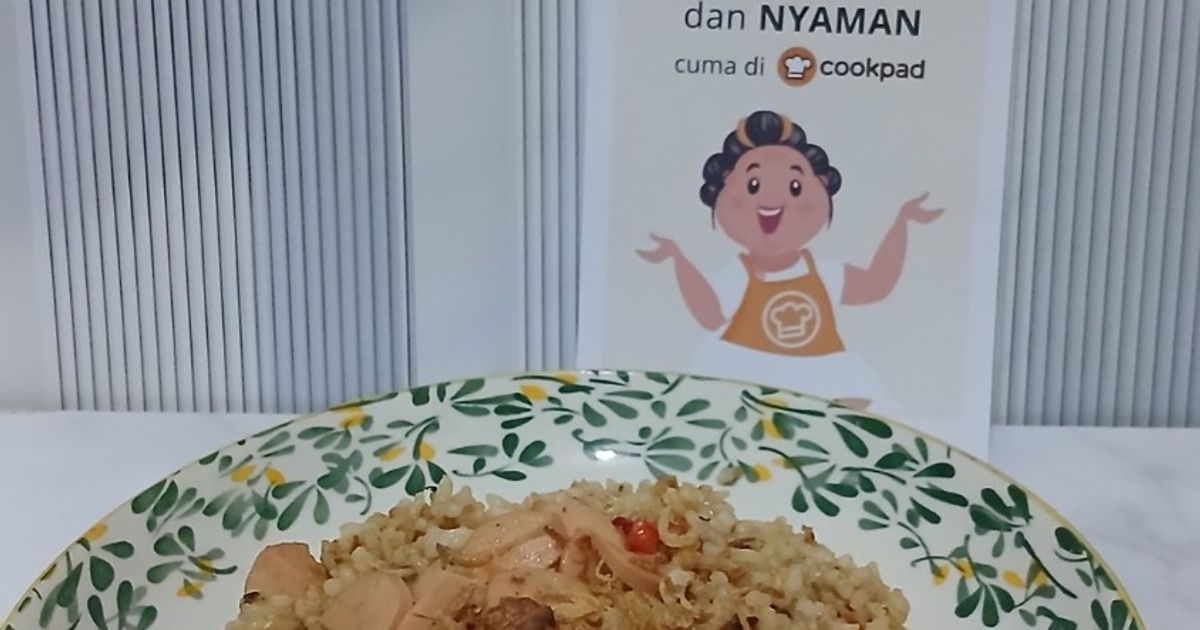Nasi Goreng Sosis Telur