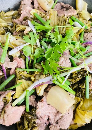 Hình của món Thịt Nạc Heo Xào Cải Chua.