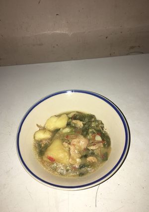 A picture of One pot potato soupy porridge.