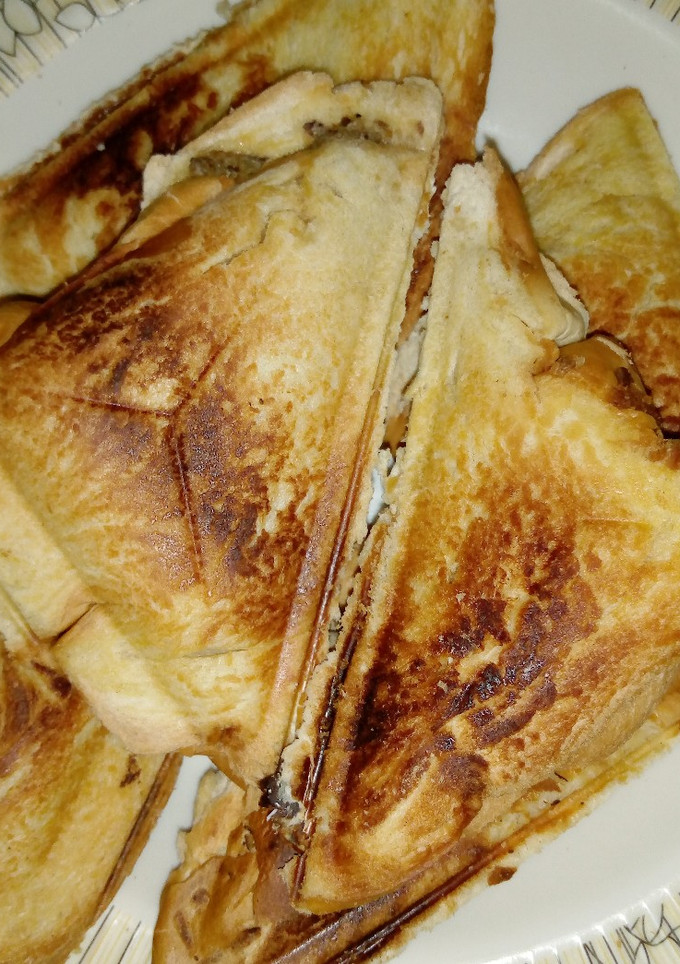 A picture of Toasted bread.