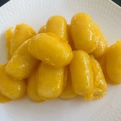 A picture of Golden Jackfruit Seeds (Met Khanoon).