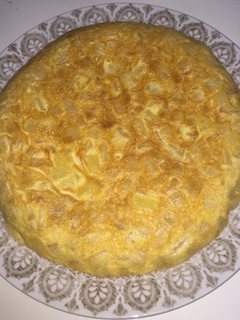 Una foto de Tortilla de patatas y calabacín