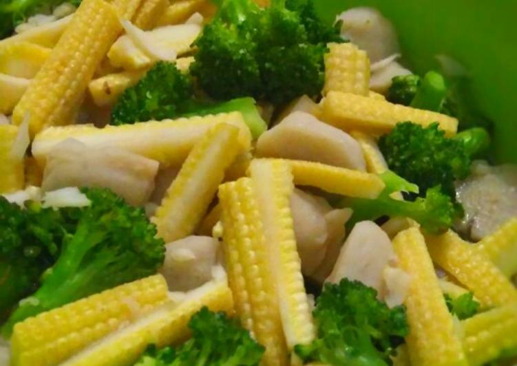 Langkah Mudah untuk memasak Tumis Brokoli Bawang Putih Lezat