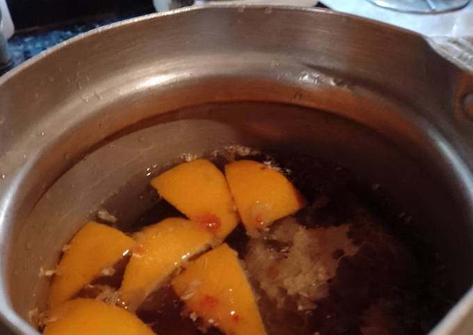 Licor de naranja y ciruela Receta de Belen Diaz- Cookpad
