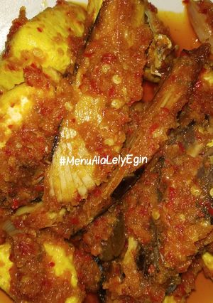 Foto resep Balado Tahu dan Ikan Tongkol Simpel