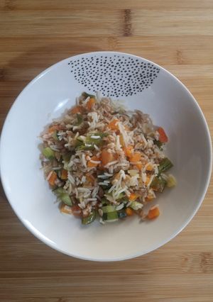 Foto di #547 Riso basmati e farro con pomodori, carote, zucchine, peperoncini verdi 🍚🍅🥕🥒🫑
