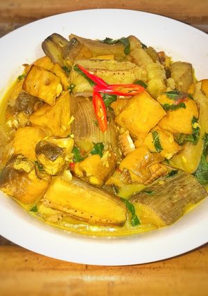 Hình của món Lươn Om Chuối Đậu.
