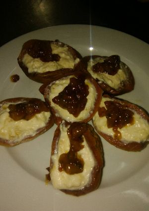 Una foto de Cascos de guayaba con queso crema