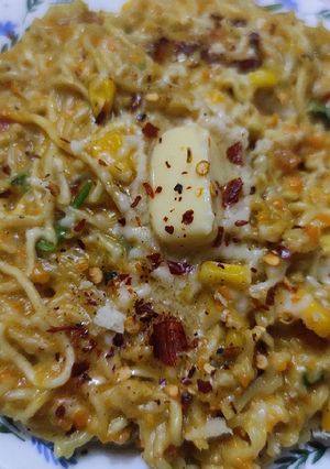 A picture of Cheese maggi noodles.