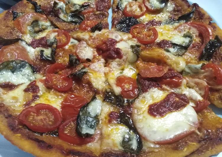 Perfect Margherita Pizza (makes 2)