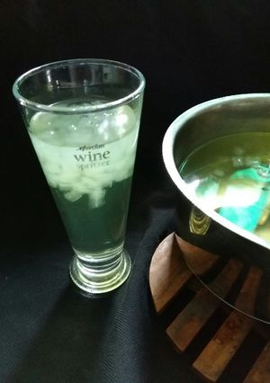 รูปของ น้ำใบเตยว่านหางจระเข้