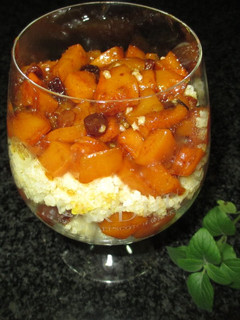 Una foto de Copa con mermelada de calabaza al canela y arroz integral