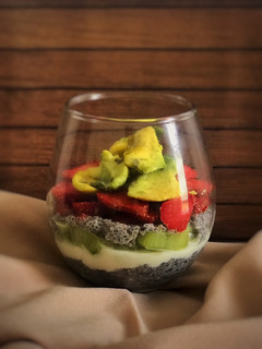 Foto resep Chia Seed with Yogurt and Fruit