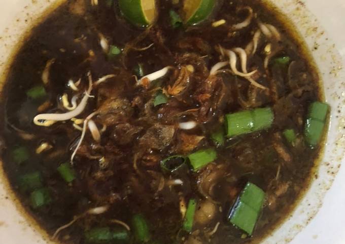 Cara Gampang Membuat Rawon Sapi (Bumbu Uleg Mix Bumbu Instan) yang Menggugah Selera