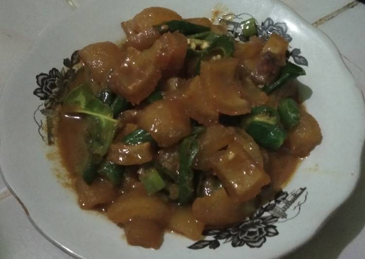 How to Make Delicious Kikil masak kecap cabe ijo