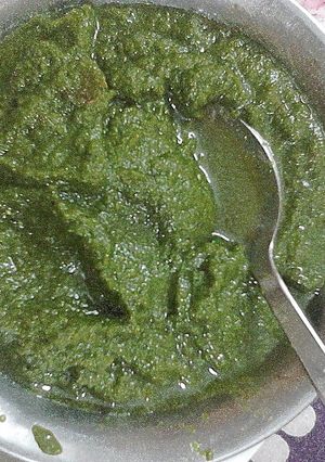 A picture of Mint coriander amla chutney.