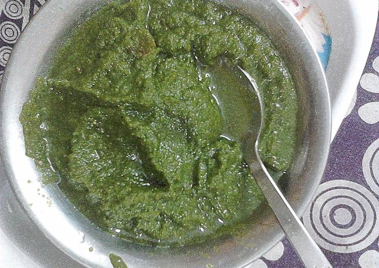 Mint coriander amla chutney