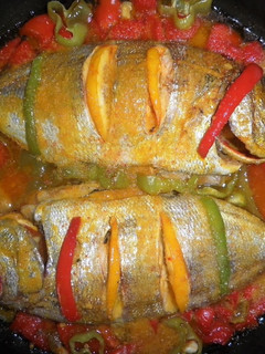 Una foto de Besugos al horno