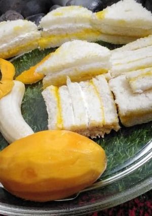 A picture of Mango sandwich 2.