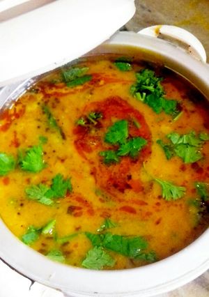A picture of Punjabi dal tadka.