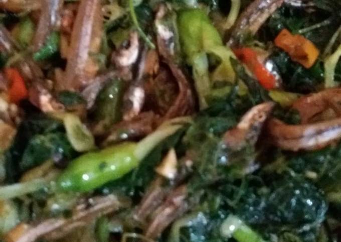 Resep Tumis daun pepaya ikan teri, Bisa Manjain Lidah