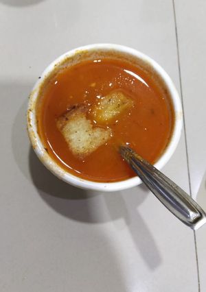 A picture of Tomato soup.