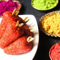 A picture of Carrot Sandesh.