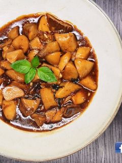 [一鍋到底]蔬食三杯杏鮑菇 的食譜成品照片
