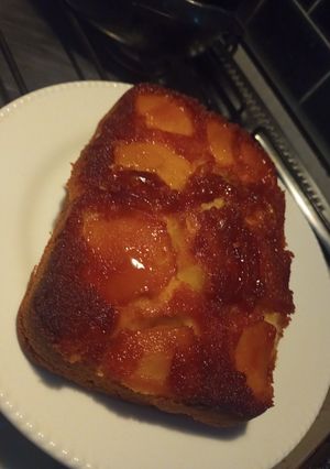 Una foto de Torta invertida de manzana