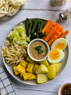 A picture of 43. Gado-Gado (mixed Vegetables with Peanut sauce).