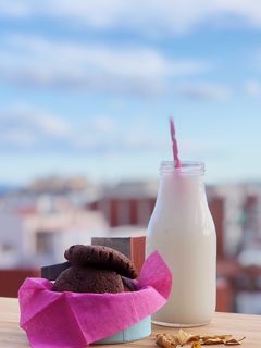 Una foto de Galletas de avena con cacao (sin azúcar!!)
