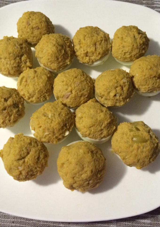 Una foto de Huevos rellenos con salsa mayonesa