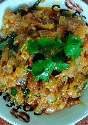 A picture of Baingan bharta (brinzal bharta).