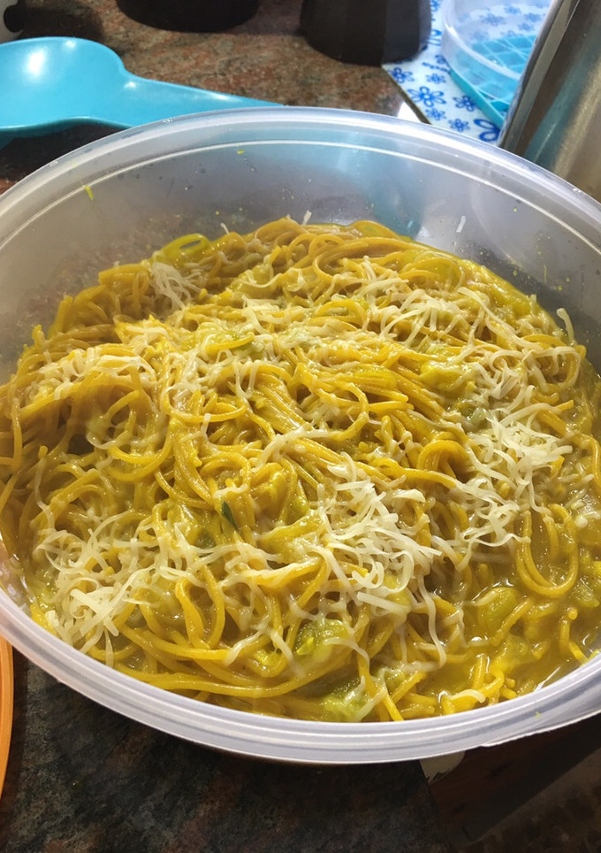 Una foto de Espaguetis integrales con verduras (Thermomix)