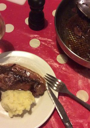 Une photo de Escalope de Magret du Périgord aux figues du jardin