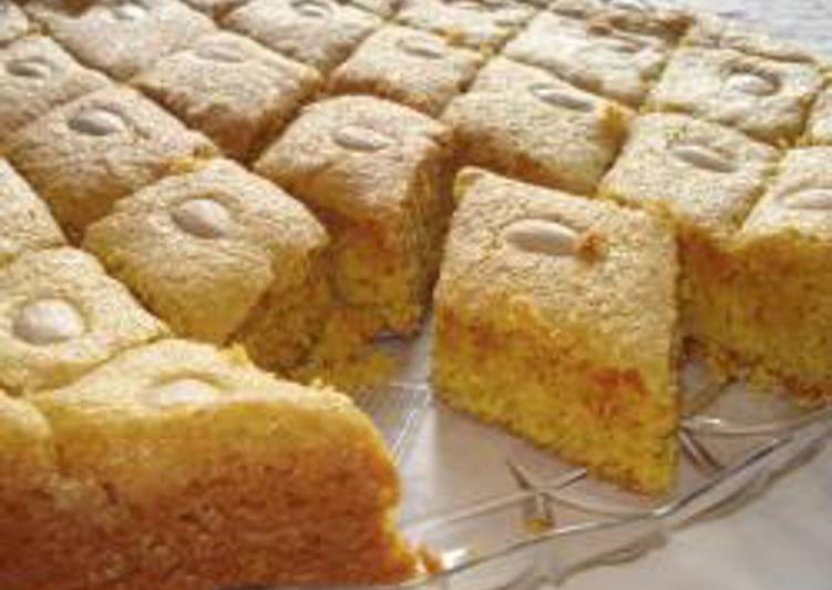 Recipe of Speedy Turmeric cake - sfouf