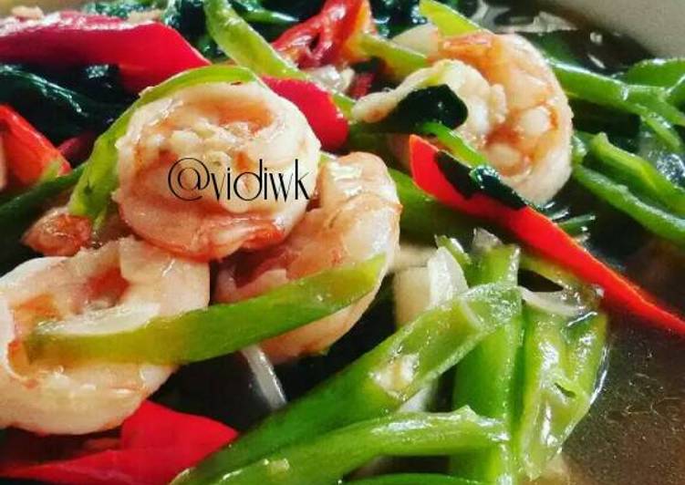 Cara Gampang Membuat Tumis Kangkung Saus Tiram yang Enak Banget