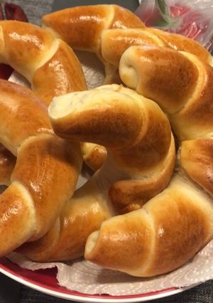 Házi vajas kifli recept fotója