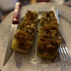 A picture of Baked Zucchini Parmesan Boats.