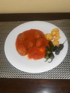Una foto de Albóndigas en salsa barbacoa