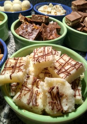 Una foto de Turrón 2: leche condensada y coco. Un manjar