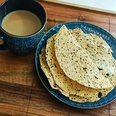 A picture of Air fryer Masala Papad.