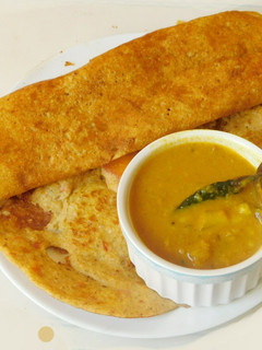சுவையான அடை தோசை(adai dosai recipe in tamil) செய்முறை முக்கிய புகைப்படம்